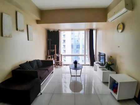 Fully Furnished 1BR for Rent in Two Central Makati