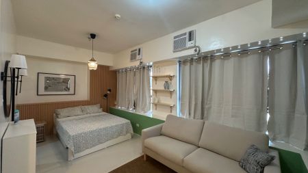 Newly Fully Furnished Unit near One Trium Westgate Filinvest