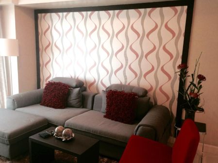 2BR Fully Furnished Two Serendra at the Red Oak Unit for Lease