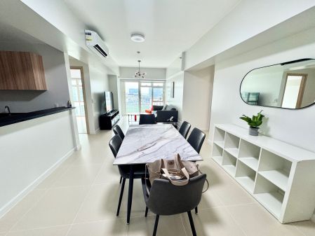 Park Cascade Arca South 3BR for Rent  120 Sqm Fully Furnished 