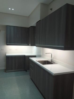 Nice 2BR Unit in Bsa Tower Residences Makati Cbd