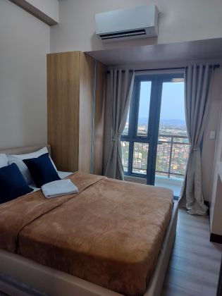 Fully Furnished Studio with Parking in 18 Avenue De Triomphe Pasi