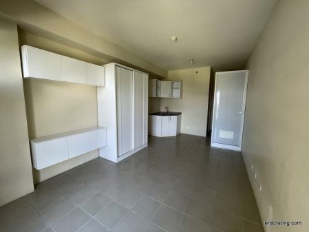 Studio Unit in Avida San Lorenzo
