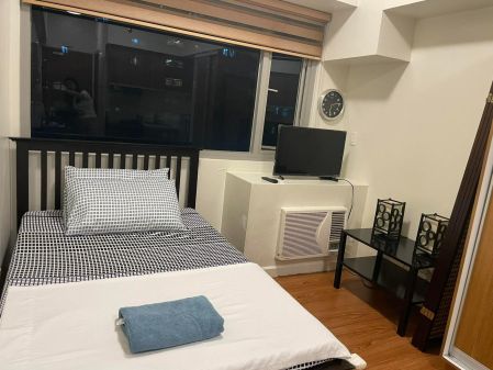 Fully Furnished Studio Unit Eton Tower for Short and Long Term