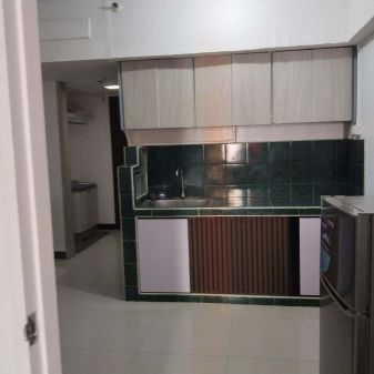 Unfurnished 1 Bedroom Unit at South Star Plaza for Rent