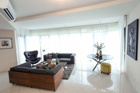 3BR Tower for Rent at 2 Arya Residences BGC  Taguig