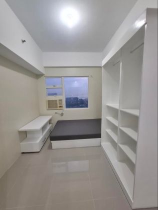 Furnished Studio for Rent near DLSU Taft