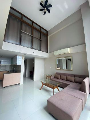 2 Bedroom Loft Unit with Amazing View at Eastwood QC