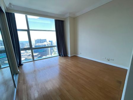 5BR in Pacific Plaza Tower Penthouse for Rent 