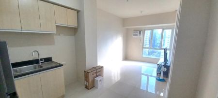 New Semi Furnished 1 Bedroom for Lease at the Montane Bgc
