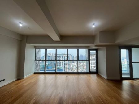 Semi Furnished 3 Bedroom Unit 169 Sqm at Natsu The Seasons