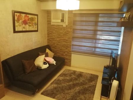 1 Bedroom Unit for Rent at The Fort Residences
