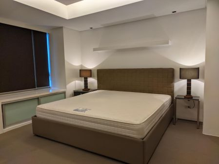 Newly Furnished 2BR for Rent in Alphaland Makati Place 