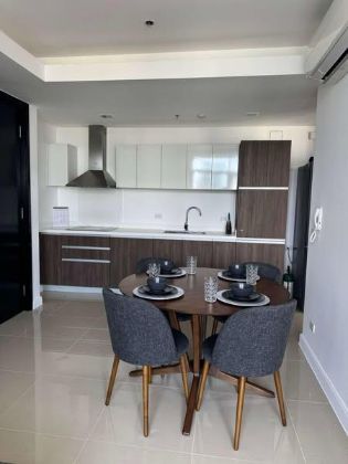 West Gallery Place 1 Bedroom Unit with Balcony