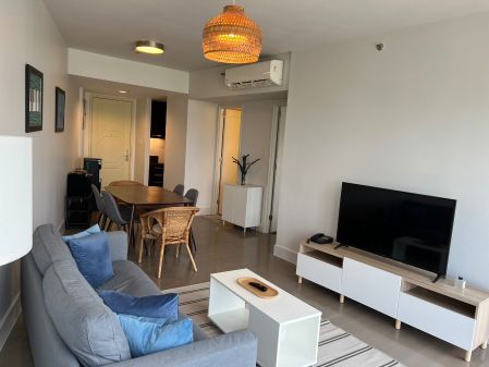 For Rent 1 Bedroom Unit in The Proscenium at Rockwell