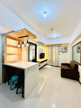 Fully Furnished 1 Bedroom with Balcony in Galleria Residences