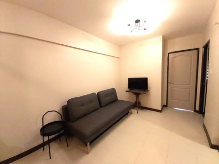 2BR Semi Furnished with Parking in Ivory Wood Residences