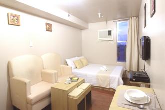 Fully Furnished Studio Unit for Rent in Hampton Gardens Pasig