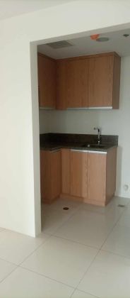 Semi Furnished Tow Bedroom Unit with a Nice View of the City  