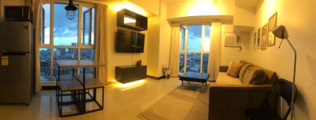 Fully Furnished Prime 1BR Corner Unit at Axis Residences