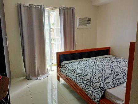 Studio with Balcony for Rent at the Bamboo Bay Mandaue Cebu