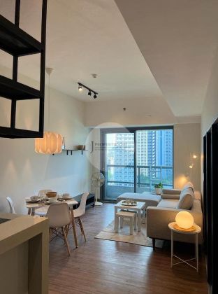 Fully Furnished 1 Bedroom Unit at Shang Salcedo Place