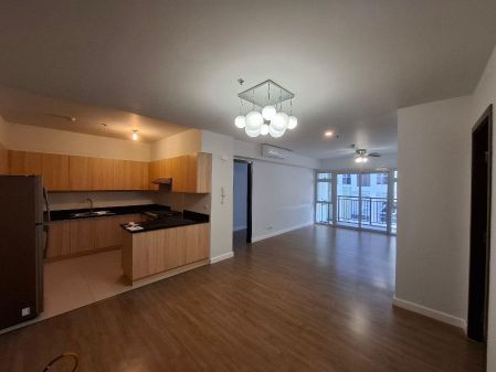 Verve Tower 2 3rd Floor BGC 2 Bedroom Semi Furnished