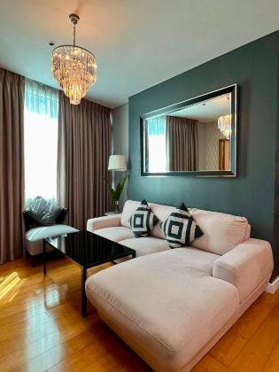 Fully Furnished 2BR Park Terraces  Makati with 2 Parking