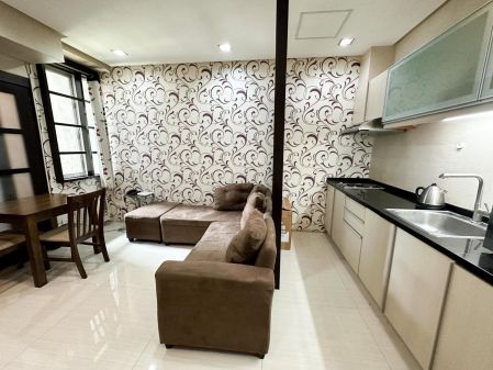 For Rent 1BR in Seibu Tower BGC Taguig