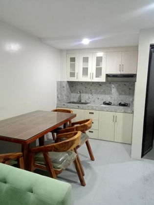 1 Bedroom Apartment with Balcony for Rent in Pio Del Pilar Makati