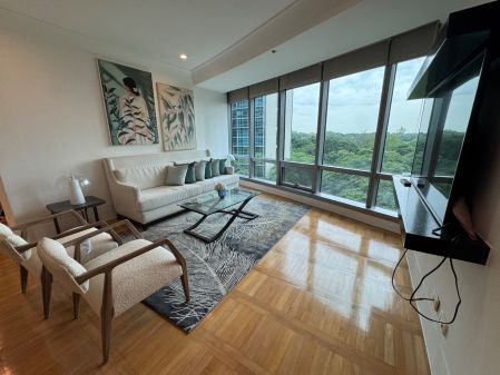 Fully Furnished 2 Bedroom Unit at One McKinley Place for Rent