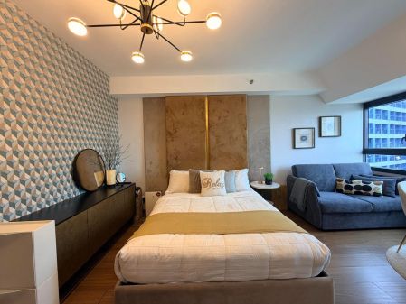 Fully Furnished Studio Unit at The Rise Makati for Rent