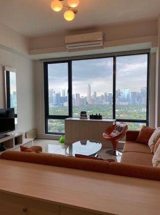 1BR Condo for Rent in Bgc at Bellagio Towers 2