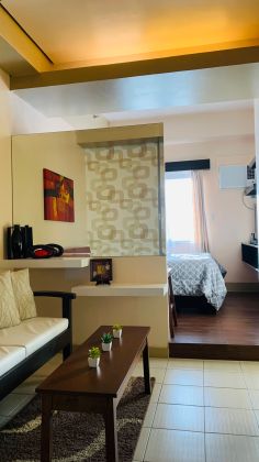 Fully Furnished Studio with Bedroom Partition in Persimmon Cebu
