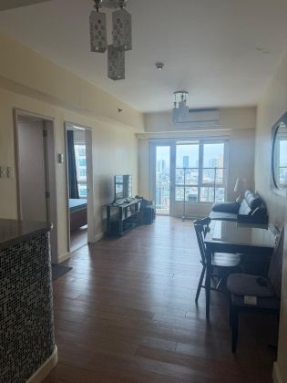 1BR 28th 55 Sqm with Utility Room at The Grand Midori Makati