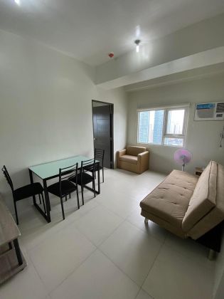 2BR for Rent The Pearl Place