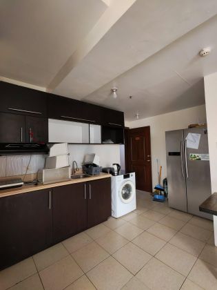 6th Floor Condo Unit at Ridgewood Towers