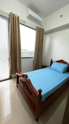 Semi Furnished 1 Bedroom Unit at Shore Residences for Rent
