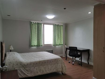 1 Bedoom Newly Refurbished Unit at Astoria Plaza Ortigas