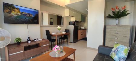 Fully Furnished 1BR for Rent in Eastwood City 