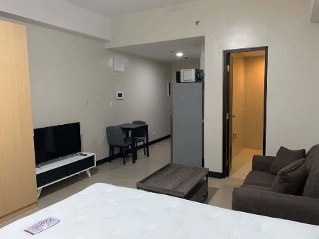 The Sky Suites 1BR Unit for Rent