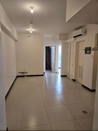 Semi Furnished 2 Bedroom Unit at Allegra Garden Place for Rent