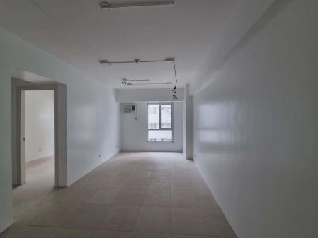 Semi Furnished 2 Bedroom Unit at Avida Towers 34th Street