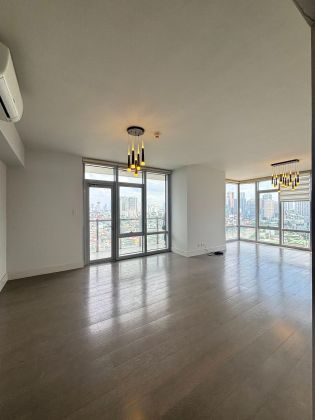 Spacious 2 Bedroom Condominium in Proscenium at Rockwell