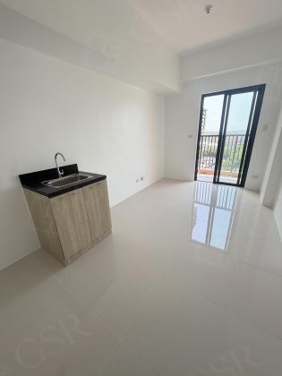 Unfurnished Studio Unit for Rent at The Courtyard Taguig