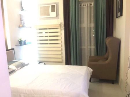 Fully Furnished Studio Unit with Sliding Glass Door