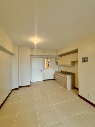 Quezon City Condo 2BR With Balcony the Oriana Dmci