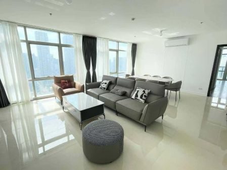 3 Bedroom Condo in West Gallery Place
