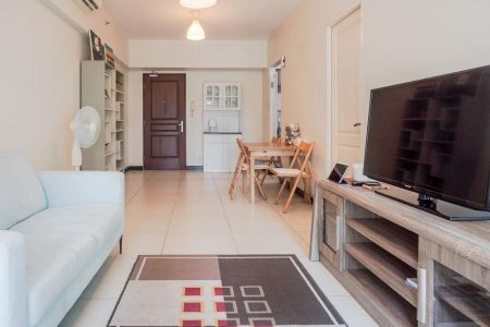 Fully Furnished 1 Bedroom for Rent in Two Serendra BGC Taguig