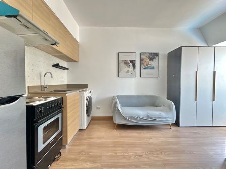 Fully Furnished Studio for Rent in The Rise Makati  